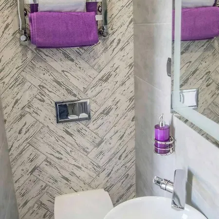 в центрі львова Apartman *