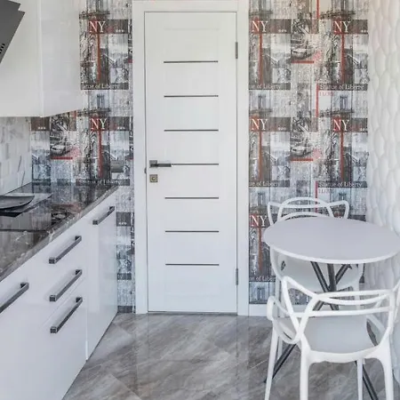 в центрі львова Apartman *